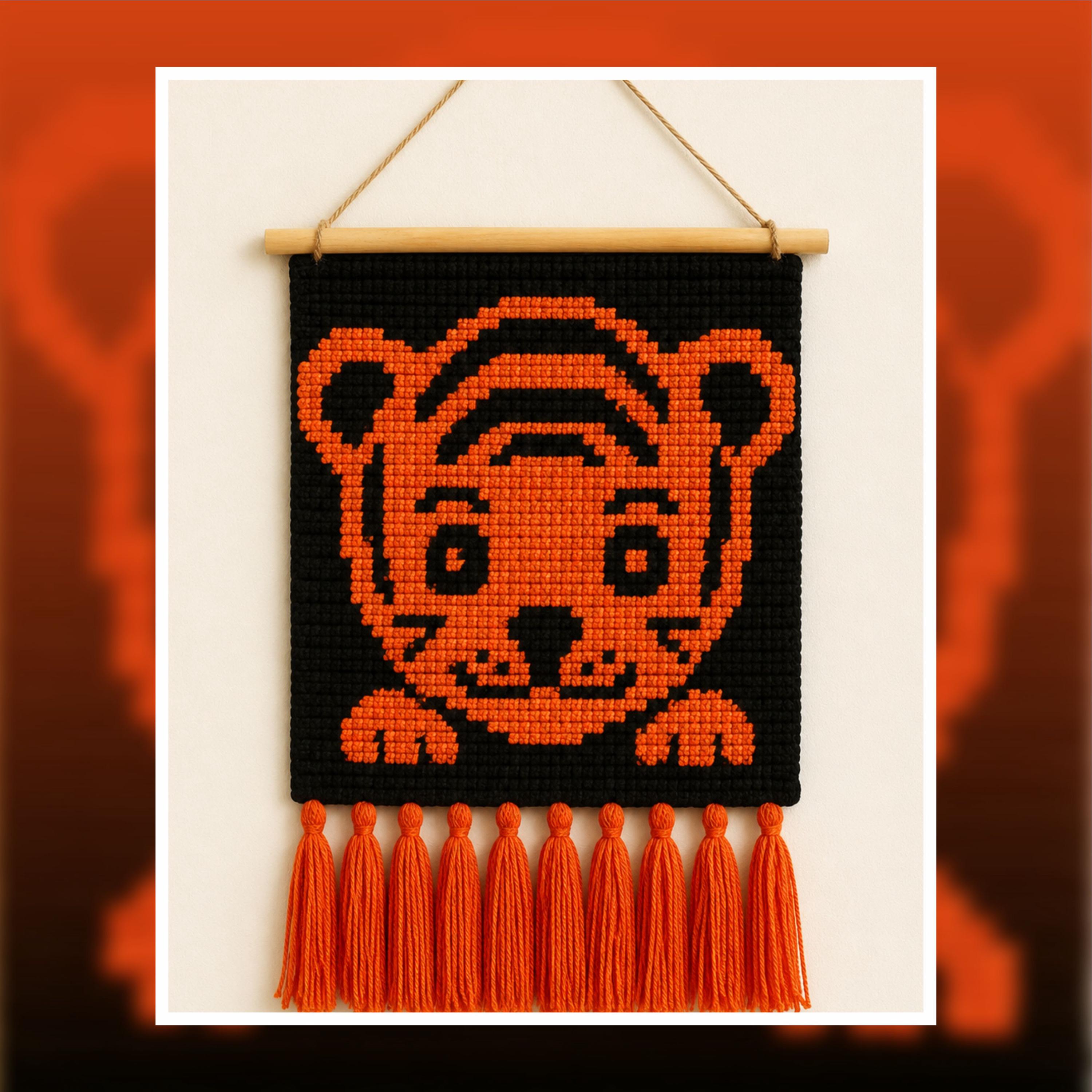 Baby Tiger Crochet Pattern: Tapestry Wall Hanging (PDF Download 50x50 Stitches)